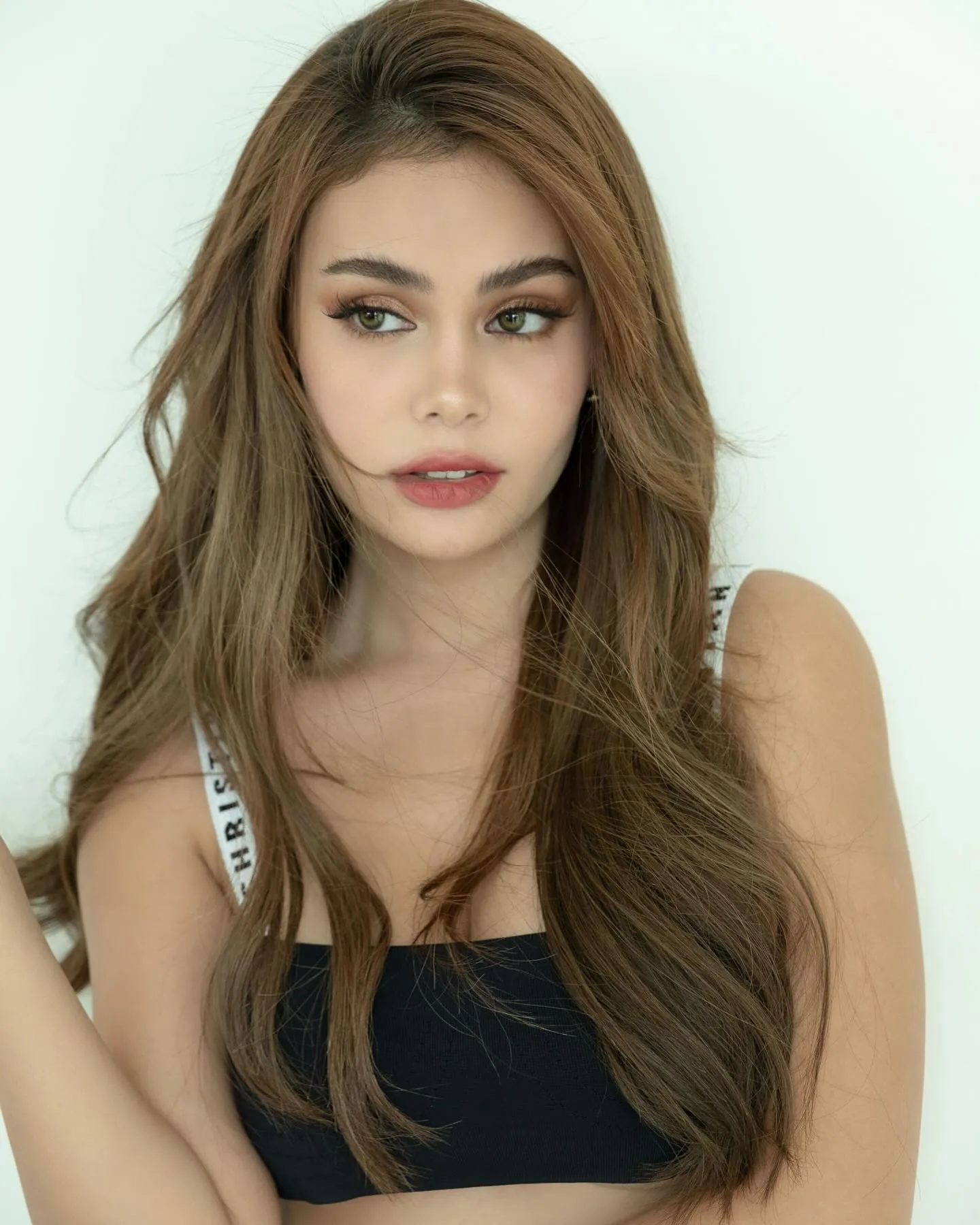 Ivana Alawi - ivana-alawi-hot-29.webp